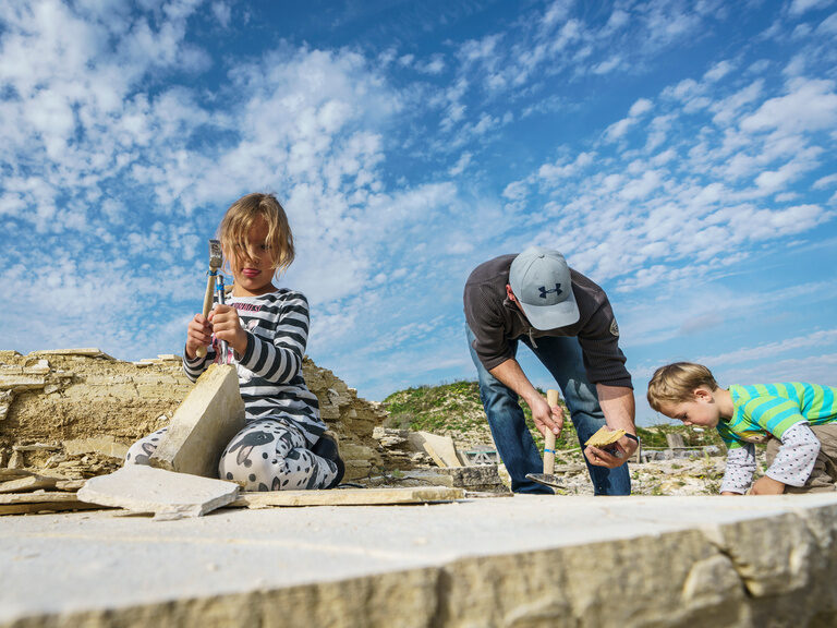 dinosaurier familienurlaub wellness