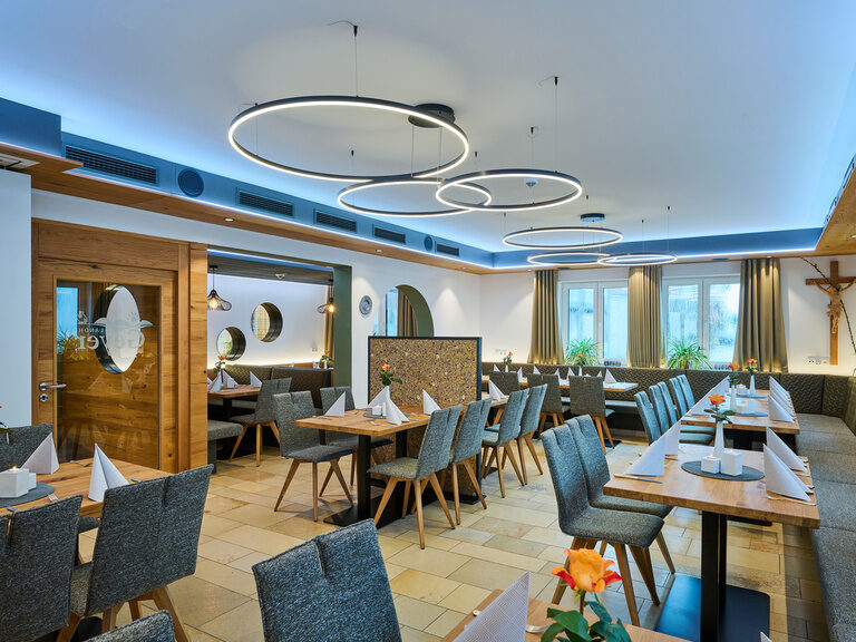 Blick in den Nebenraum des Restaurants