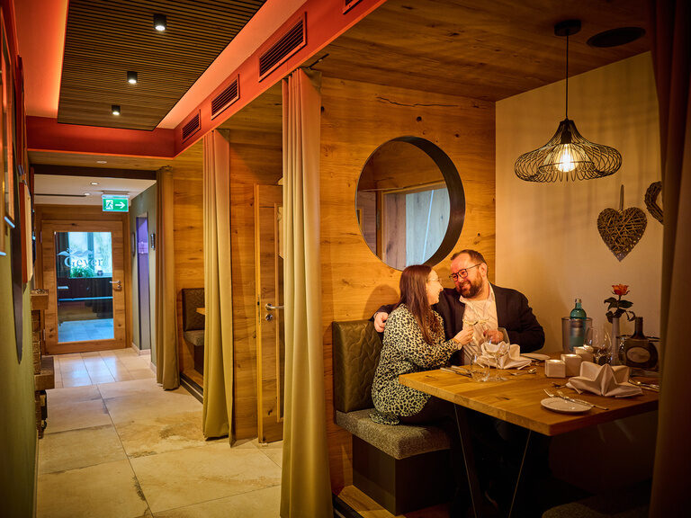 geschmackvoll beleuchtetes Ambiente