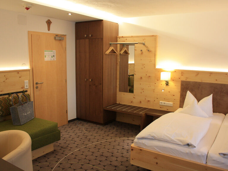 Mehrbettzimmer wellness aktivurlaub