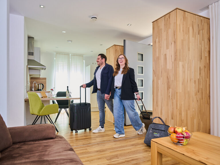 lichtdurchflutet Doppelzimmer geräumig